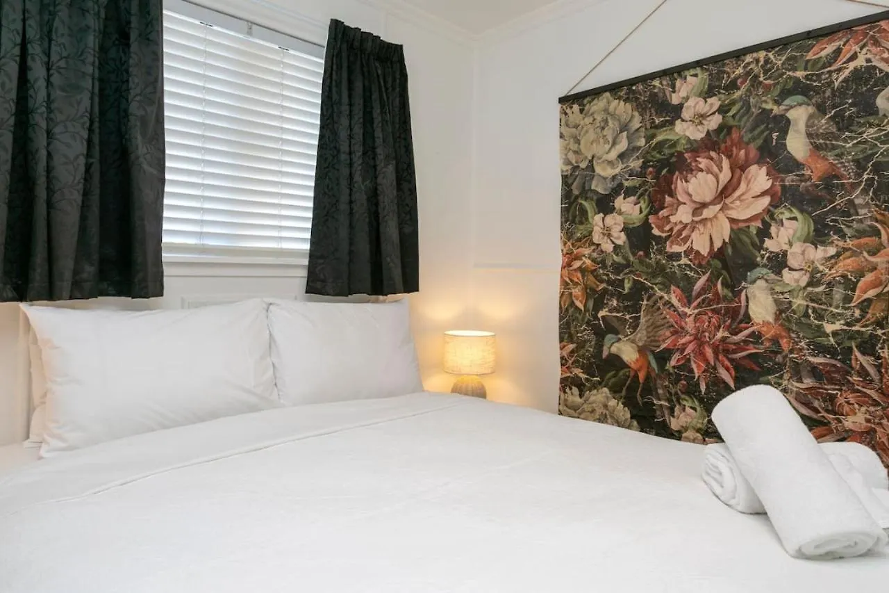 Wanderlust Retreat- Quaint And Romantic Cottage Taupo